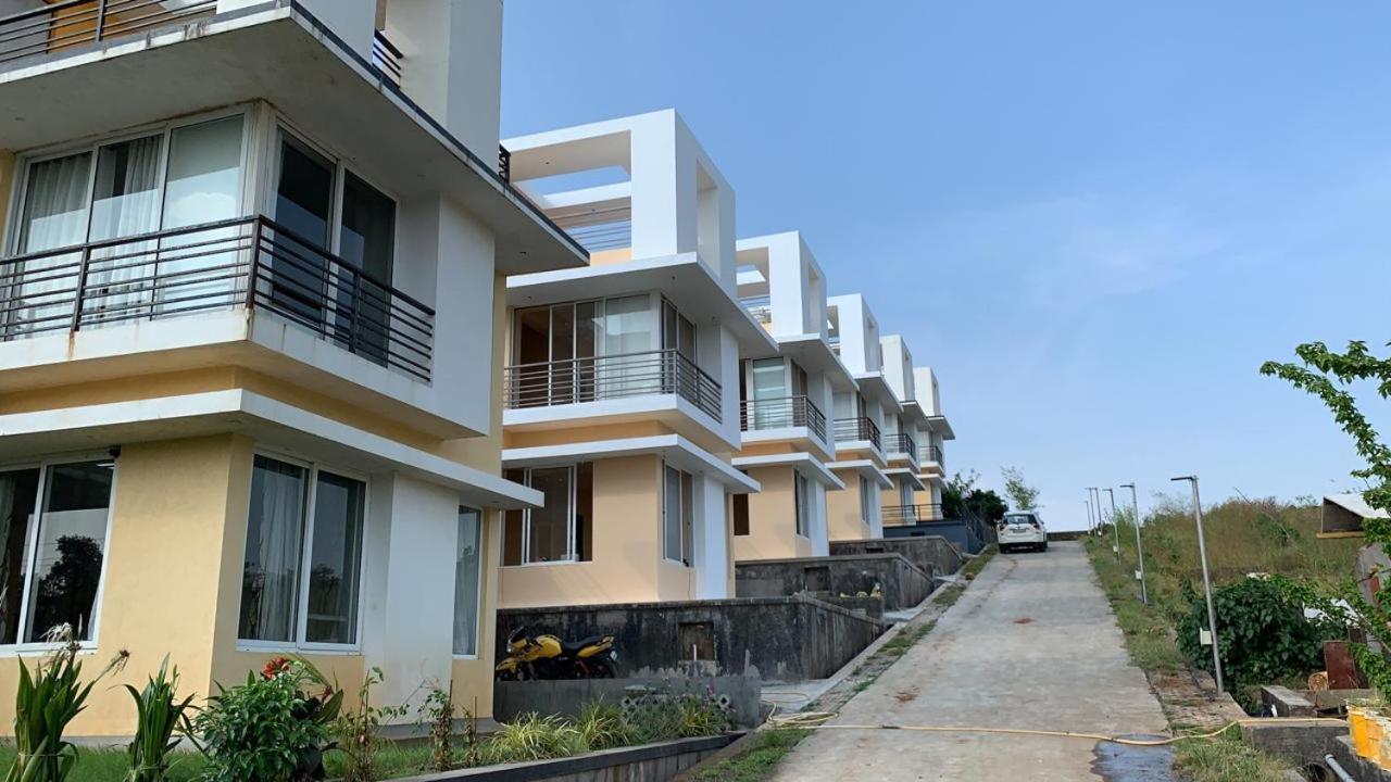 Royal Meadows - Igatpuri Bungalow C Exterior photo